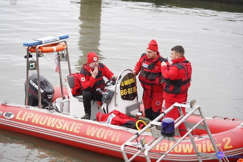 W działaniach na Wiśle poza policjantami biorą udział także...