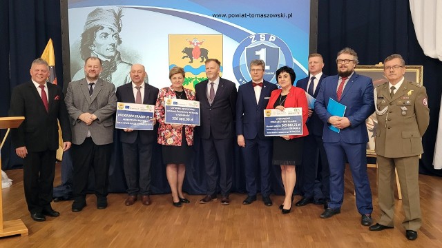 Podczas konferencji w Zespole Szkół Ponadpodstawowych numer 1 imienia Tadeusza Kościuszki w Tomaszowie Mazowieckim.