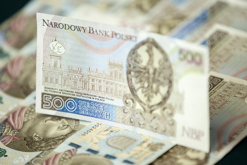 Nowy banknot 500 złotych już w lutym. Czy wejdzie do obiegu? [zdjęcia]