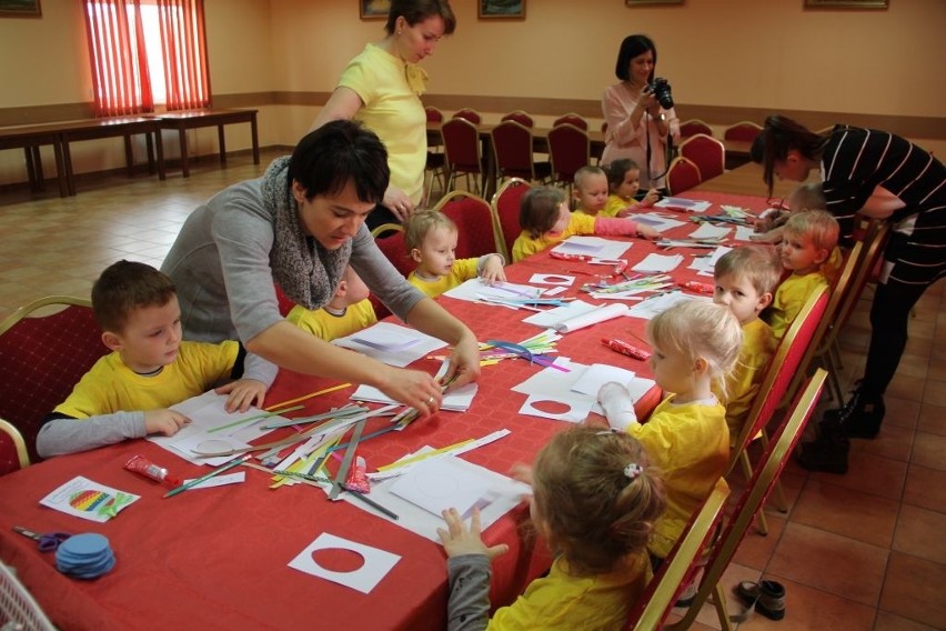 Ośrodek Kultury i Biblioteka w Wielgiem zapraszają dzieci i...