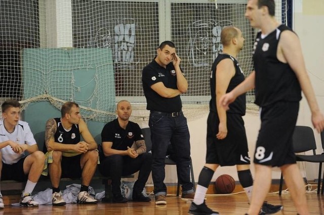 Łukasz Lewkowicz po pierwszym sparingu nie miał zbyt wesołej miny