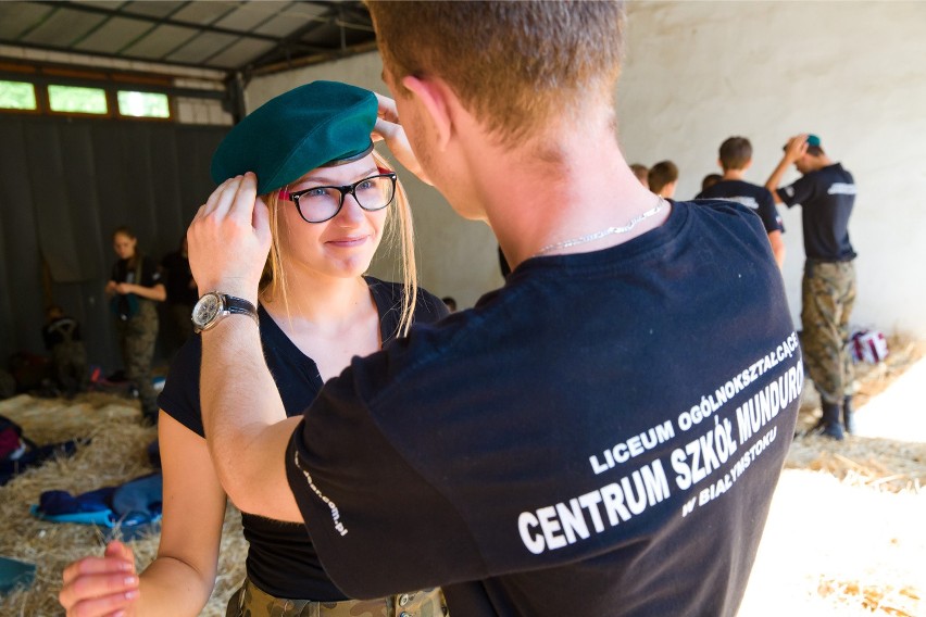 Centrum Szkół Mundurowych organizuje lekcje survivalu (zdjęcia, wideo)