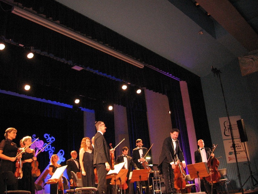 Koncert "Konkursowa Harfa”, na który zaprosiła Radomska Orkiestra Kameralna bardzo podobał się publiczności. Zobacz zdjęcia