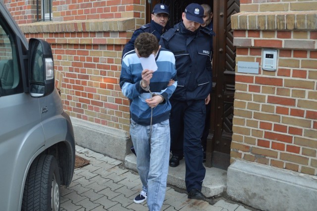 Prokuratura skierowała w piątek wniosek do Sądu Rejonowego w Prudniku o tymczasowe aresztowanie Piotra B. Sąd aresztował go na trzy miesiące.