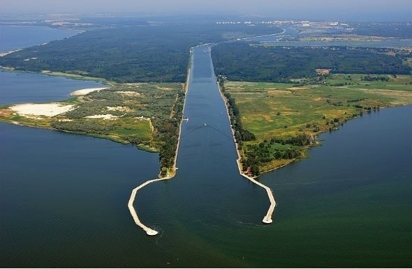 Pogłębianie toru wodnego Świnoujście-Szczecin to inwestycja, którą kwalifikuje się jako znacząco oddziałującą na środowisko