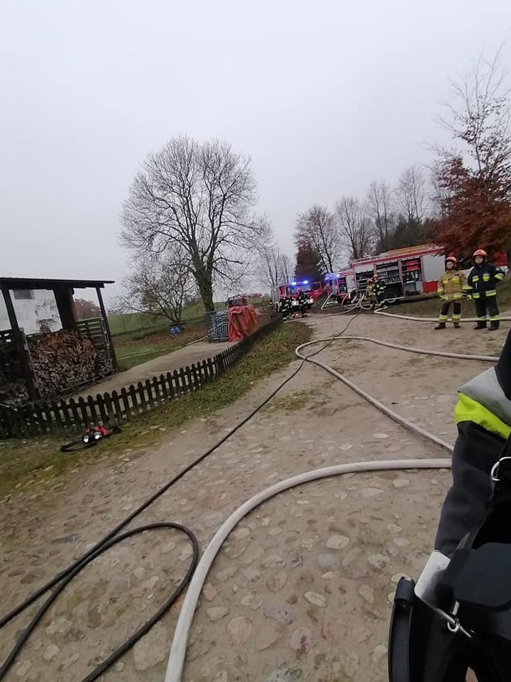 Pożar w zakładzie w Węgorzynku. Starty wyniosły 100 tysięcy...