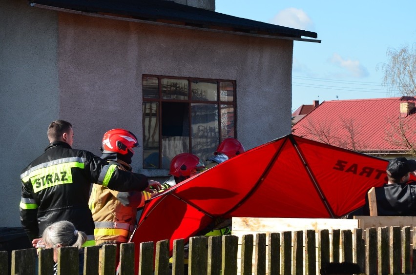 Tragiczny pożar na Dolnym Śląsku. Nie żyje 83-letnia kobieta [ZDJĘCIA]