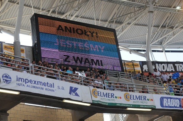 Kibice w Toruniu mogą obejrzeć mecz wspólnie na telebimie.