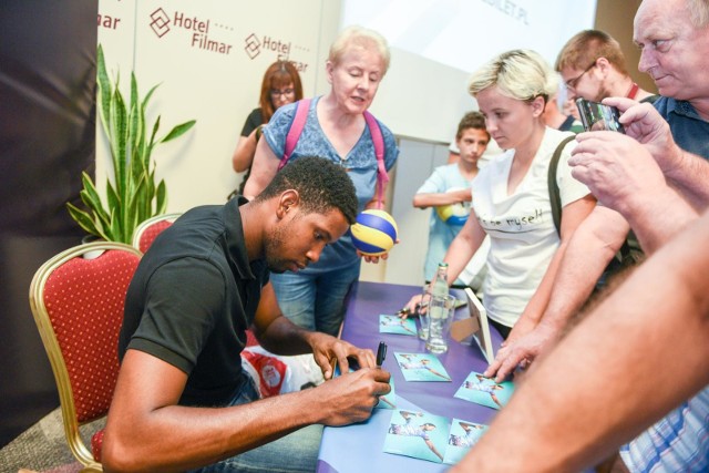 01.07.2019 torun konferencja prasowa wilfredo leon plaza gotyku siatkowka hotel filmar  fot. jacek smarz / polska press