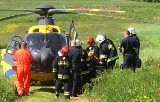 Wypadek w Masłowie. Motoparalotniarz runął na pole