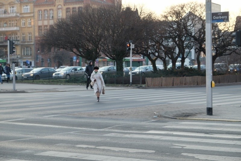 Skrzyżowanie Estkowskiego, Garbary i Małe Garbary to koszmar...