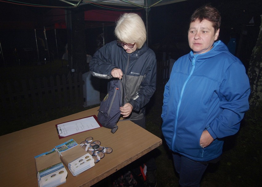 Odkryj Beskid Wyspowy. W sobotni deszczowy wieczór pokonali Korab, a w niedzielny słoneczny poranek wspięli się na Jaworz