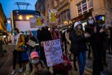 13 grudnia o godz. 16 odbędzie się kolejna manifestacja w Bydgoszczy. Demonstranci spotkają się przed siedzibą PiS