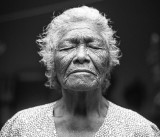 Kto ma prawo do starości? Jak postrzega się starość kobiet?