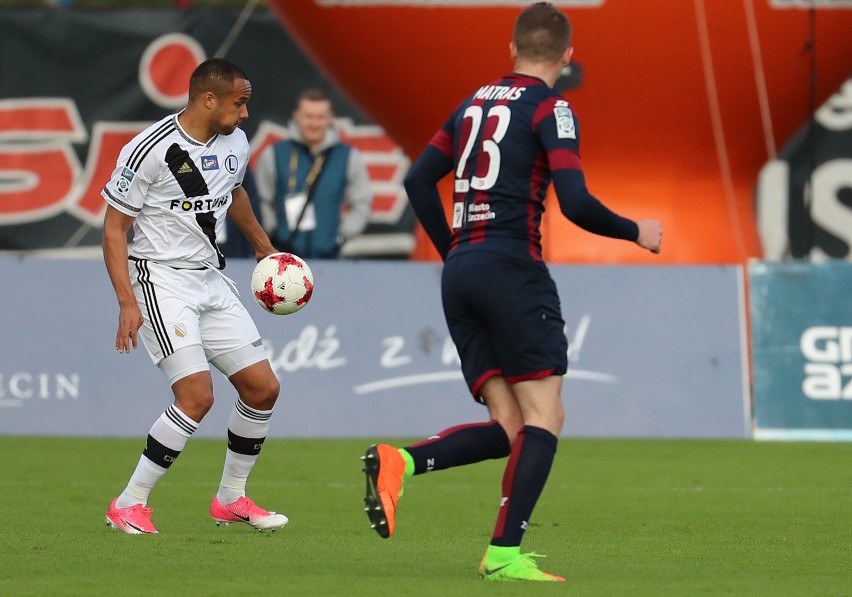 Pogoń Szczecin - Legia Warszawa 0:2.