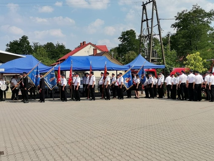 Ochotnicza Straż Pożarna z Ossali obchodziła stulecie istnienia. Zobacz zdjęcia