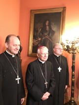 Metropolita krakowski o rezygnacji biskupa nominata: przyczyna musiała być bardzo poważna
