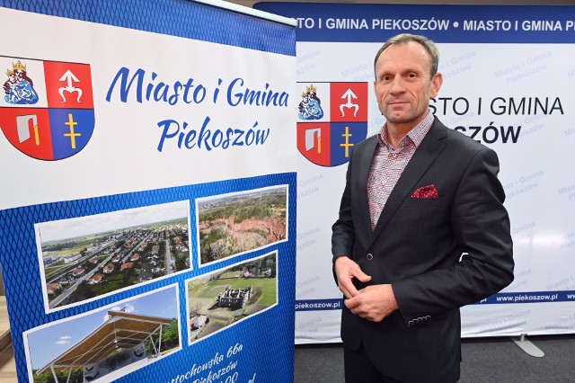 Zbigniew Piątek - wójt Piekoszowa, a od 1 stycznia 2023 roku burmistrz.