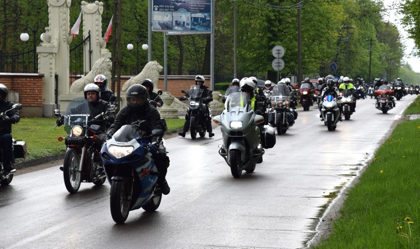 Komorowo. Otwarcie sezonu motocyklowego z Klubem Motocyklowym "Stajnia" 14.04.2024