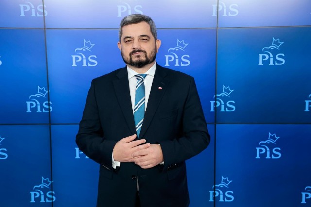 Krzysztof Sobolewski poinformował, że PiS przymierza się do złożenia skargi na TVN w związku z reportażem o Janie Pawle II.