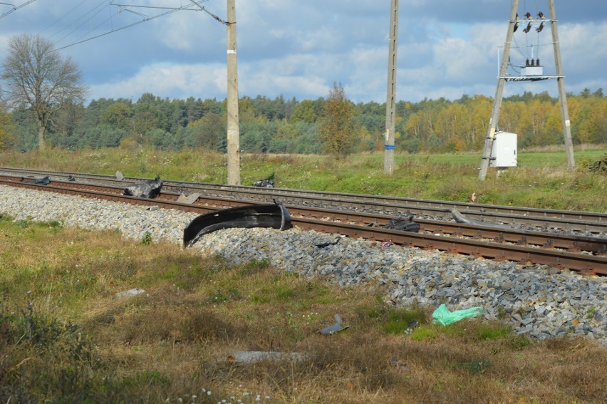 Śmiertelny wypadek na przejeździe kolejowym w Łódzkiem. Nie żyje młody mężczyzna
