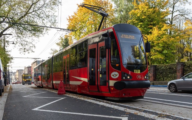Prace remontowe nowej linii tramwajowej na Piekarskiej prawie ukończone