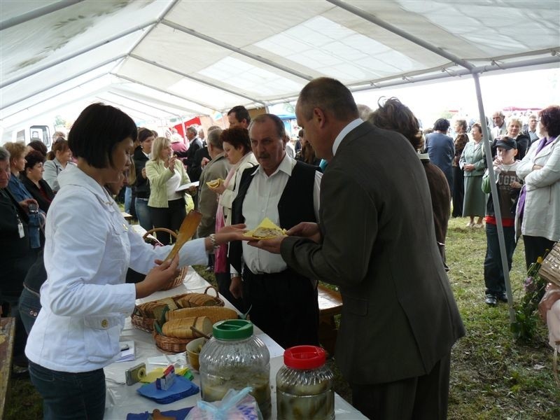 Dożynki w Rostkowie