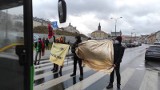 Lublin. Zatrzymali ruch na ul. Świętoduskiej. Dlaczego? Aktywiści „Extinction Rebellion Lublin” chcieli zwrócić uwagę na kryzys klimatyczny