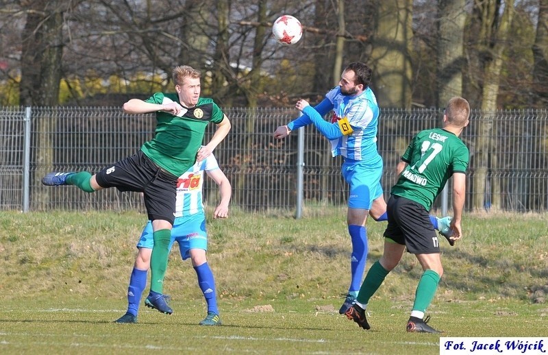 IV liga: Leśnik Manowo - MKP Szczecinek 0:2 [ZDJĘCIA]