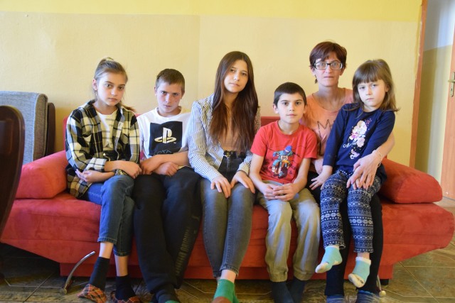 Pierwsza rodzina z Ukrainy zamieszkała w ośrodku w Jędrzejowie. Mama z piątką dzieci uciekła z Odessy.