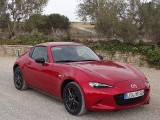 Mazda MX-5 RF. Kabriolet ze sztywnym dachem 