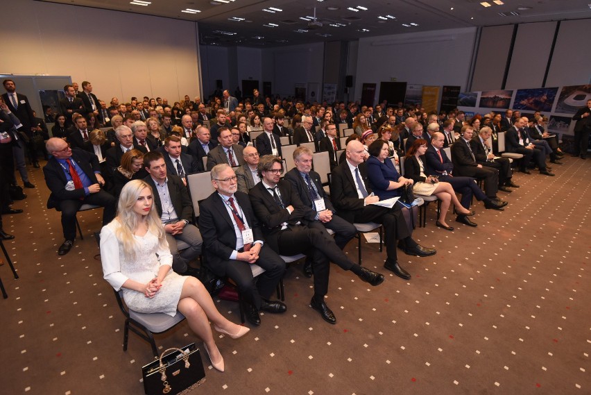 Toruń - dziś i jutro stolicą polskiego biznesu. Jubileuszowe...