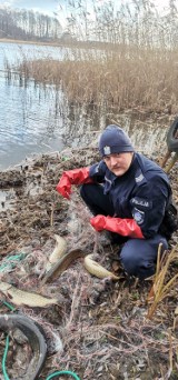 Policja znalazła zastawione przez kłusowników sieci i więcierze na ryby