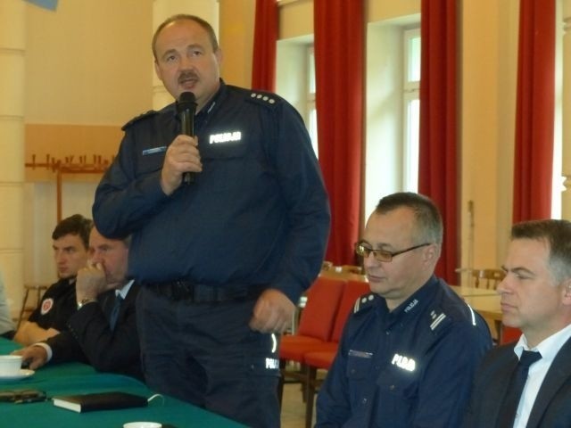 Tomasz Chamera, zastępca komendanta powiatowego policji podkreślał, że wspólne ćwiczenia służb są potrzebne, bo pozwalają na eliminację słabych punktów.