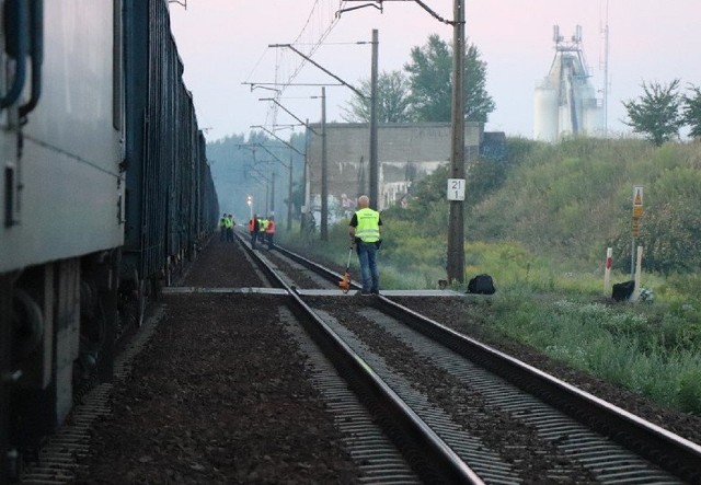 Tragiczny wypadek na kolei w Lublińcu: 27-latek zginął pod kołami pociągu