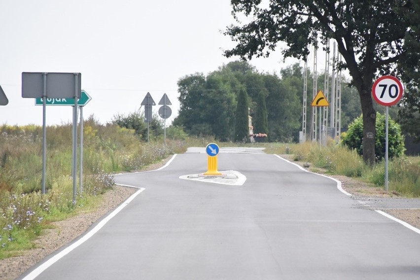 Nowa droga w Dzierzkówku Starym gotowa. Ma być bezpieczniej - zobacz zdjęcia