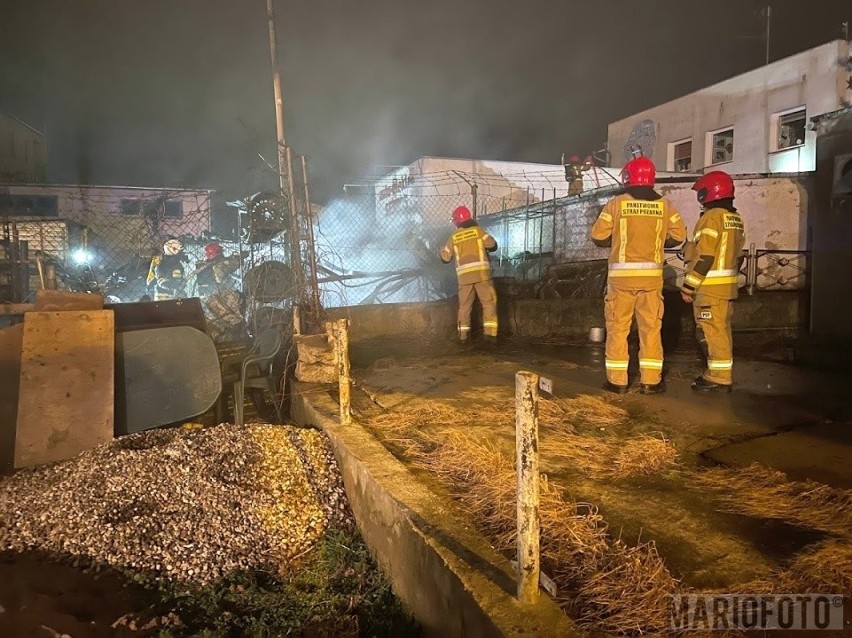 Pożar warsztatu samochodowego w Opolu.
