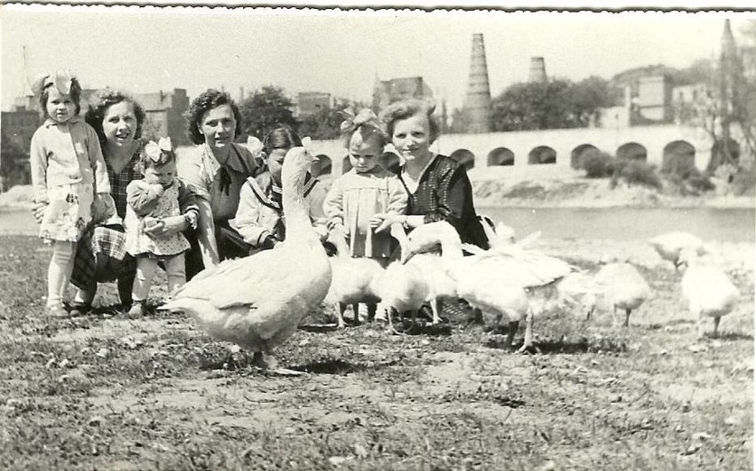 Kilka fotografii z rodzinnego archiwum przesłam nam...