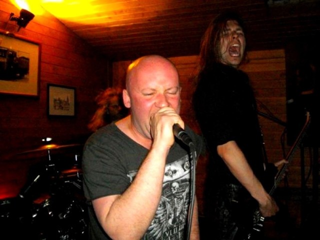 Przemyski Sacrifer gra heavy metal.