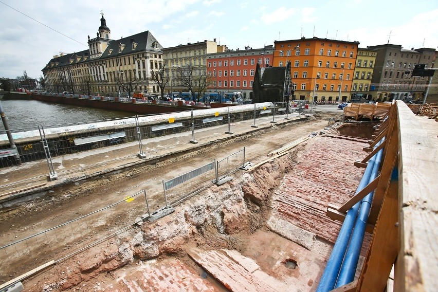 Na moście południowym, budowlańcy zdjęli nawierzchnie i...