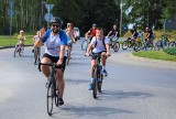 Rodzinny Rajd Rowerowy z prezydentem Starachowic Markiem Materkiem. Pojechało ponad 100 rowerów. Zobaczcie zdjęcia