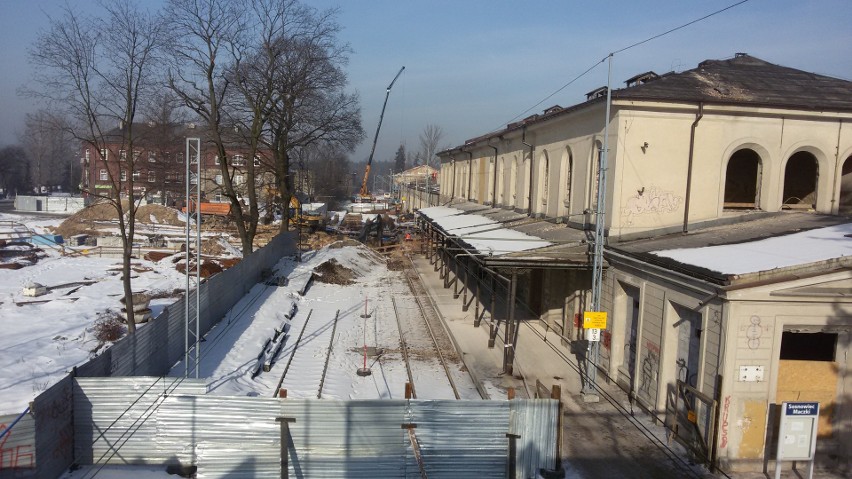 Sosnowiec-Maczki: remontowany dworzec bez dachu [ZDJĘCIA + WIDEO]