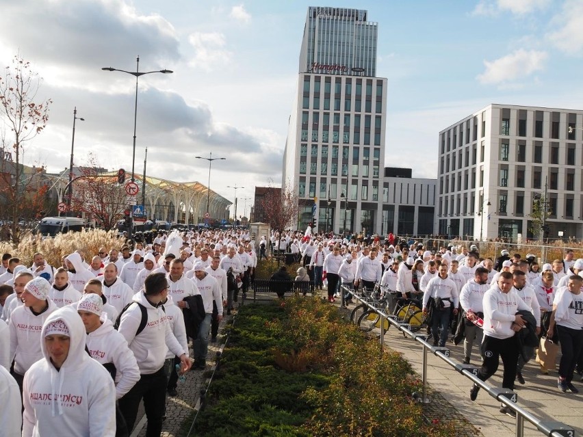 67 derby Łodzi. Kibice ŁKS idą na mecz