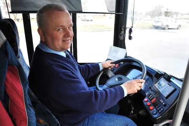 - Sprzedaż biletów przez kierowców wcale nie powoduje opóźnień autobusów &#8211; przekonuje Zdzisław Kwapiński z ITS Michalczewski.