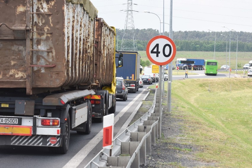 W związku z prowadzonymi od 14 maja pracami na węźle...