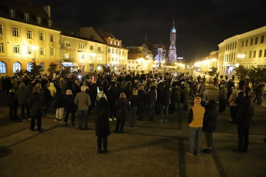 Manifestacja "Ani jednej więcej" w Białymstoku (6.11.2021...