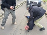 Policjanci z Gdańska rozbili szajkę sutenerów. Wpadły trzy osoby [WIDEO,ZDJĘCIA]