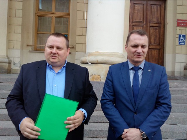 Artur Mazur, współprzewodniczący partii Zieloni i Artur Szymczyk, zastępca prezydenta Lublina