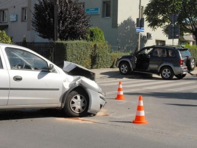 Polacy chcą wyższych odszkodwań z OC, ale nie chcą płacić więcej za składki