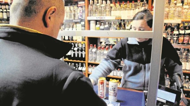 Kraków od dawna zabiega o możliwość ograniczania nocnego handlu alkoholem m.in. w sklepach osiedlowych.